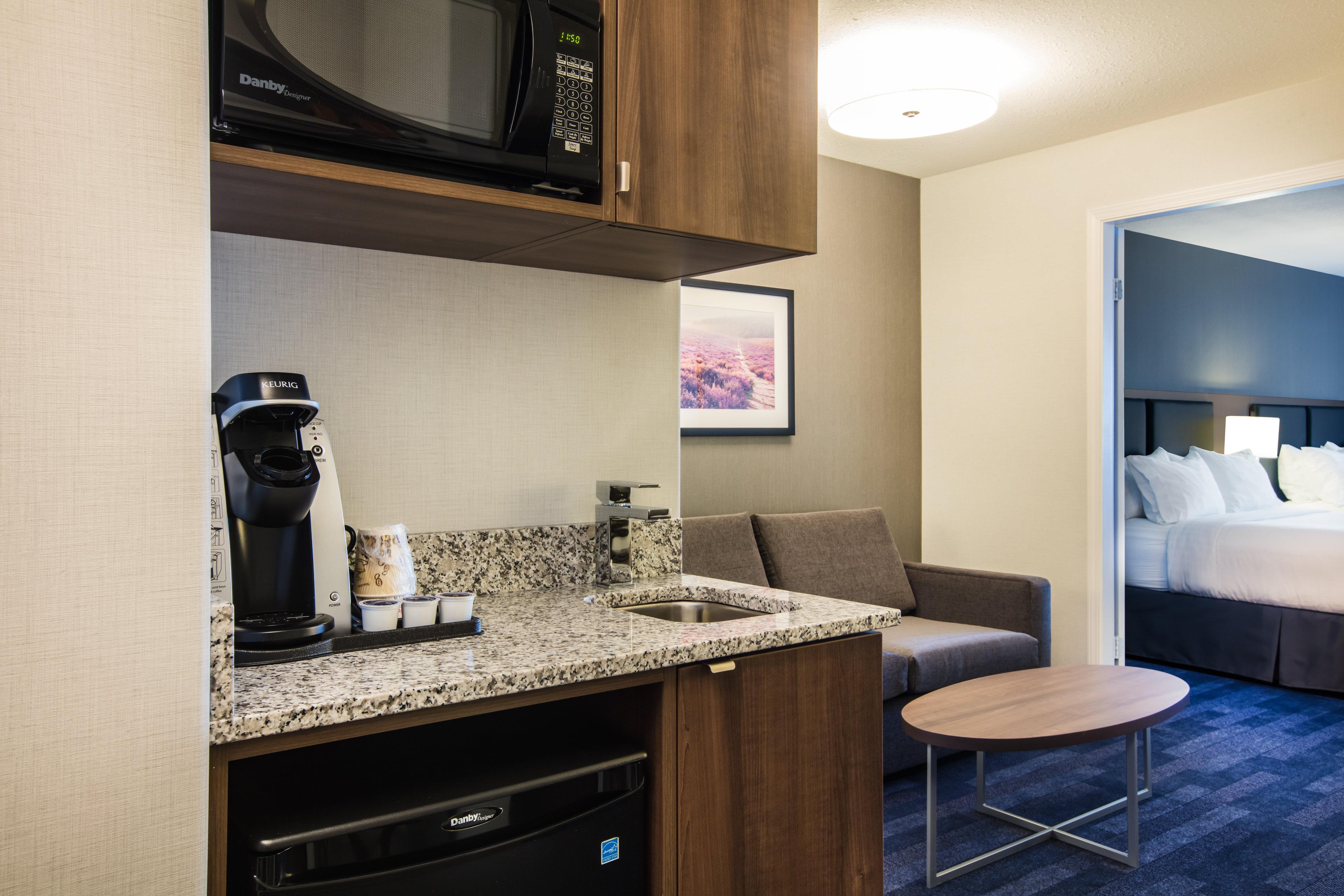 Holiday Inn & Suites Grande Prairie By Ihg Esterno foto